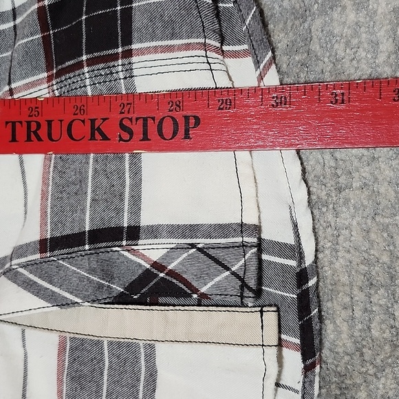 BKE STANDARD FIT FLANNEL PLAID PEARL SNAP-BUTTON LONG-SLEEVED SHIRT - Picture 9 of 14